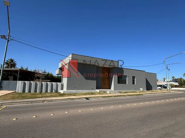 Godoy Cruz Barrio Palmares, Godoy Cruz, Mendoza.