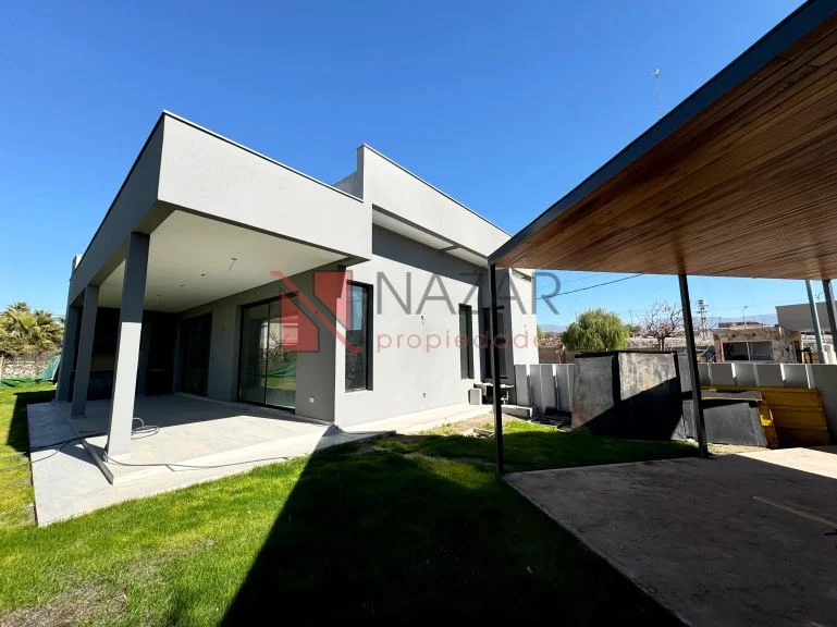 Casa en Venta en Godoy Cruz, Mendoza - USD 460.000 | Inmoup - 20