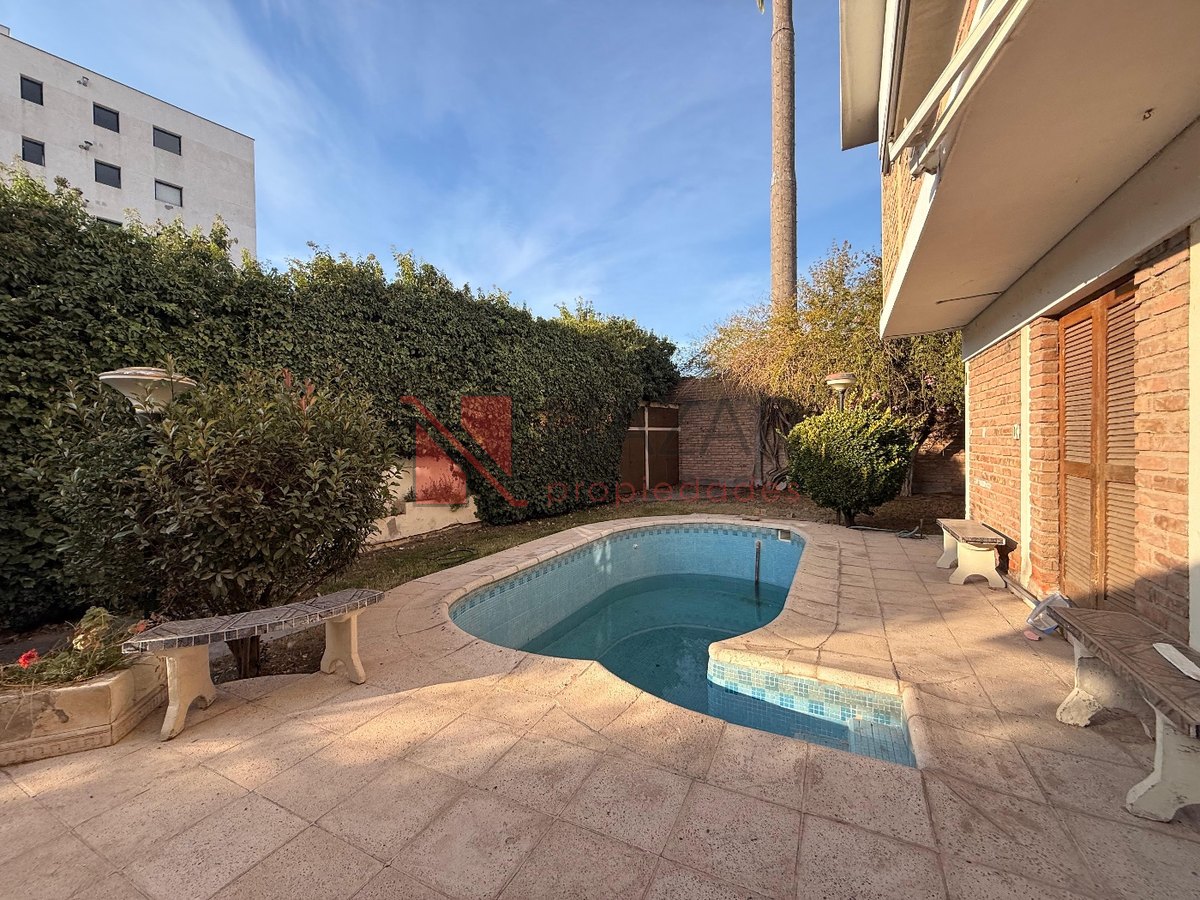 Casa en Alquiler en Godoy Cruz, Mendoza - USD 1.600 | Inmoup - 21