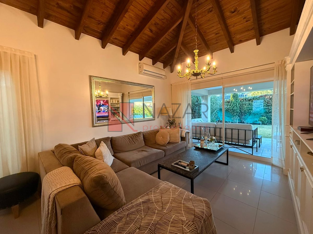 Casa en Alquiler en Godoy Cruz, Mendoza - USD 2.200 | Inmoup - 2